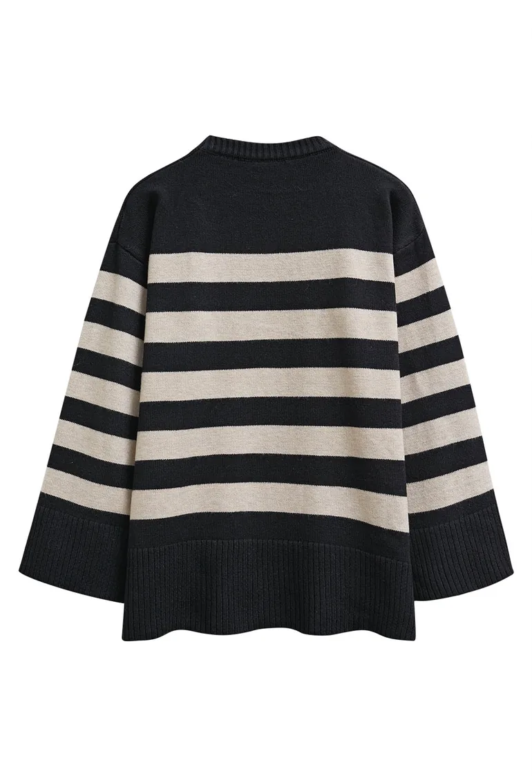 Relaxed Stripe Dropped Shoulder Knit Sweater in Black - 9