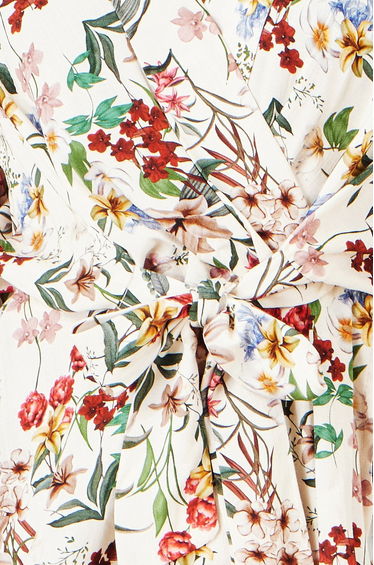 Yumi Ivory Viscose Botanical Print Wrap Top product thumbnail 4
