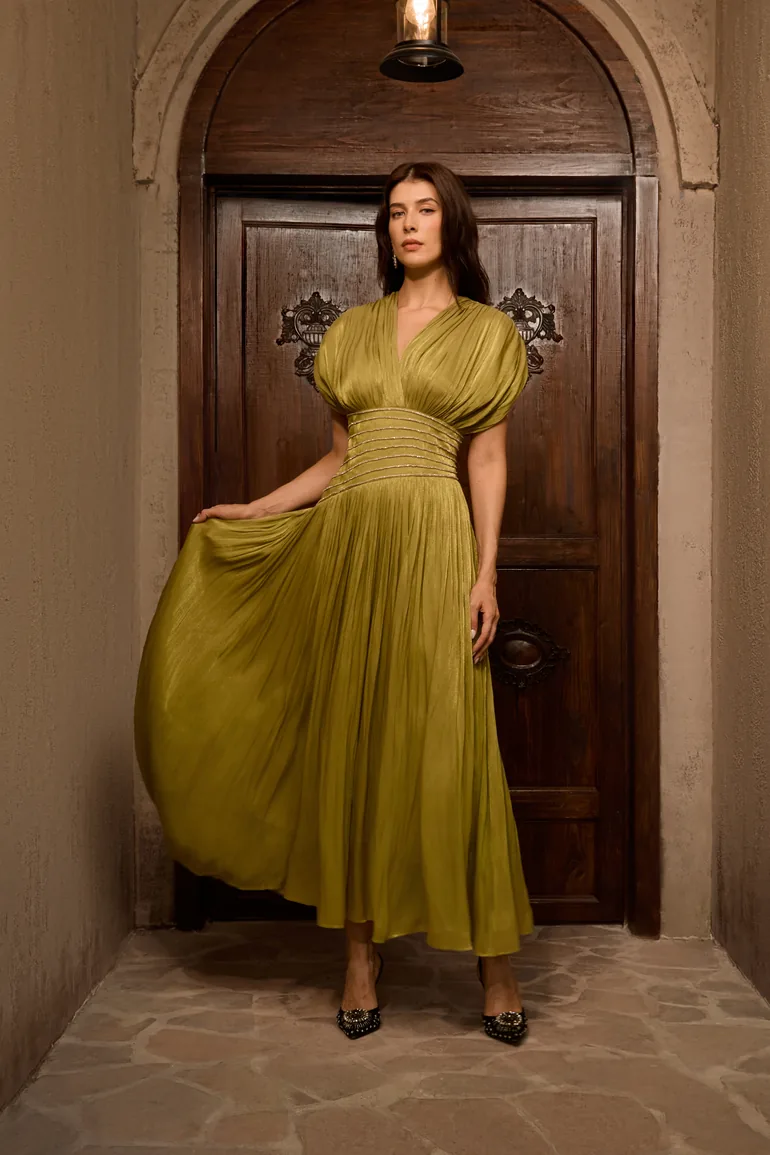 فستان سانفير أخضر ماكسي على شكل حرف A