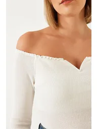 Women's Drawstring Neck Crop Knitted Blouse - 4