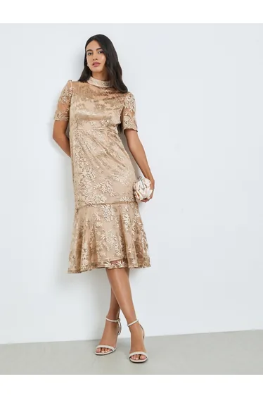 فستان ميدي دانتيل بحواف بقصة ميرميد - بيج