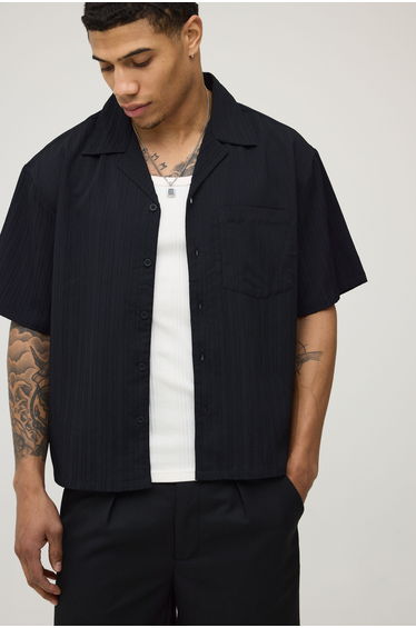 Oversized Boxy Fit Short Sleeve Plunge Irregular Pleat Shirt - black