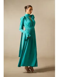 Yedda Flower Trimmed V-Neckline Pleated Slit Maxi Dress - 5