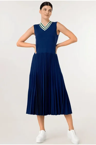 فستان محبوك بكسرات - كحلي