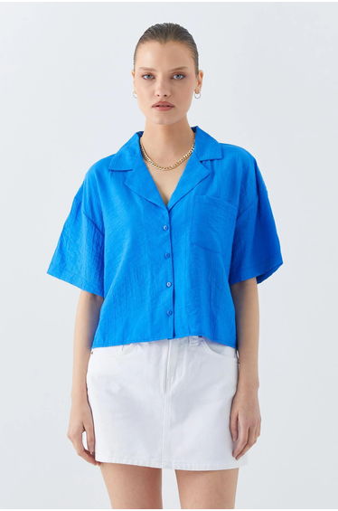 Mixray Loose Fit Button-Up Crop Shirt with Pocket