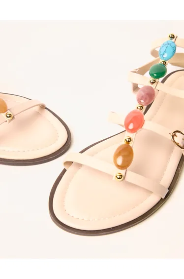 صندل بلو فانيلا باللون الكريمي