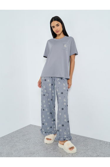 Reindeer Pocket T-Shirt and Ruffle Hem Pyjama Set
