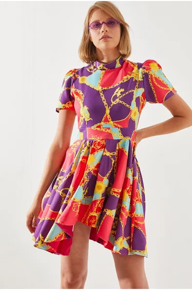 فستان قطن  متعدد الالوان بكسرات و بطبعة جرافيك