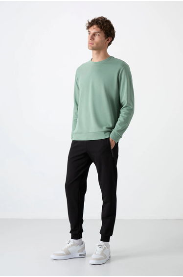 TOMMY Men's Solid Pull-on Sweatpants With Zip Pocket