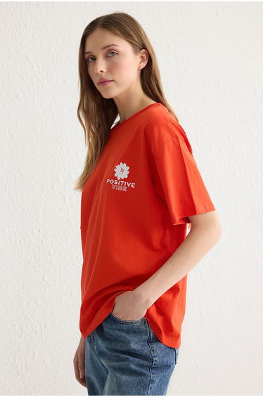 Red 100% Cotton Back Printed Oversize/Wide Pattern Crew Neck Knitted T-Shirt