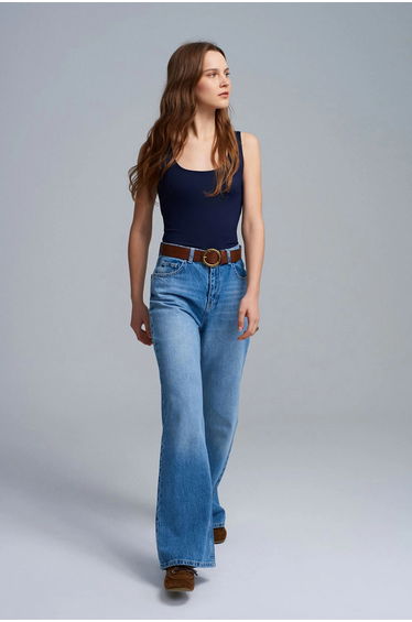 DILVIN Sleeveless Square-Neck Slim-Fit Jersey Blouse