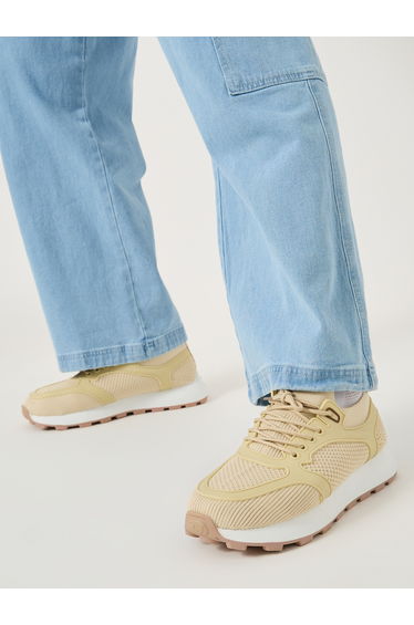 Low Ankle Lace Up Platform Sole Sneakers