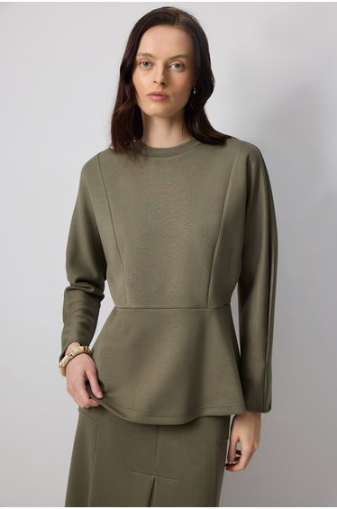 KNITTED BLOUSE SKIRT SET