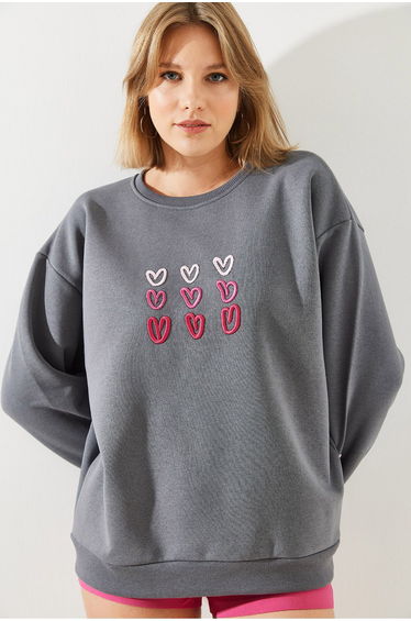 Women's Three Thread Raised Heart Printed Sweatshirt