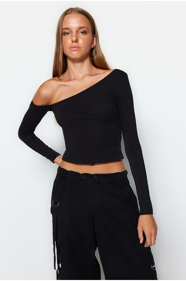 Blouse - Black - Slim fit
