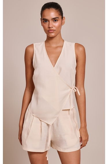 Cream Woven Pleated Shorts