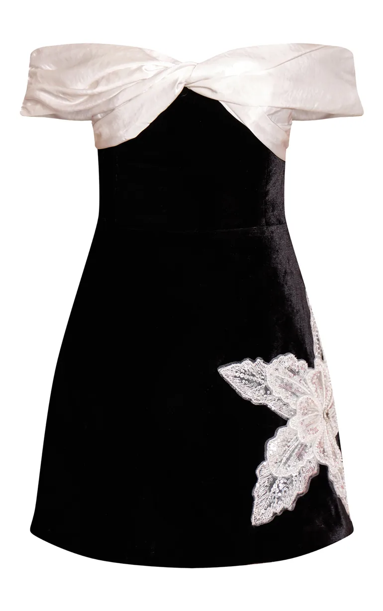 Black Velvet Floral Applique Embellished A-Line Shift Dress  Prettylittlething Black : Party Dresses : VogaCloset Bahrain
