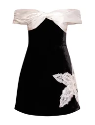 Black Velvet Floral Applique Embellished A-Line Shift Dress - 4