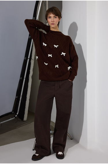 BOW DETAILED KNIT SWEATER