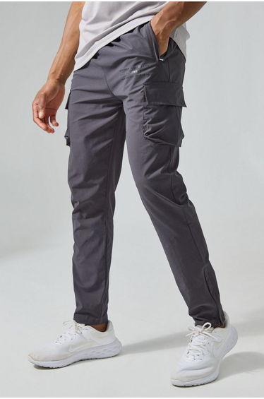 Man Active Gym Technical Cargo Jogger - charcoal