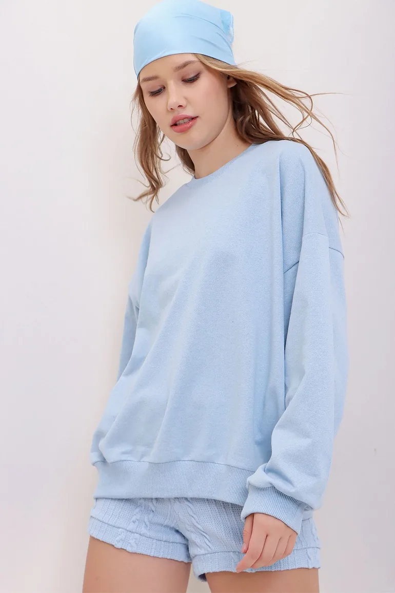 Women's Blue Crew Neck Oversize Basic Sweatshirt - 5
