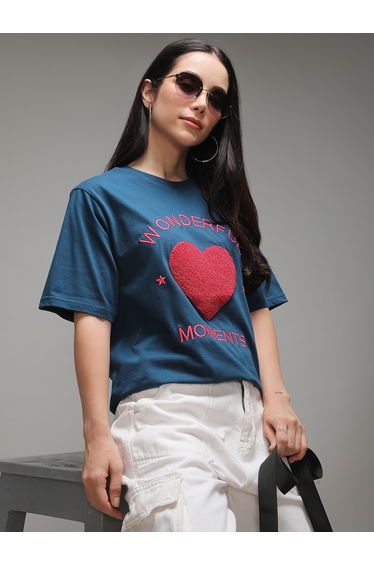 Women Oversized Heart Embroidery T-Shirt