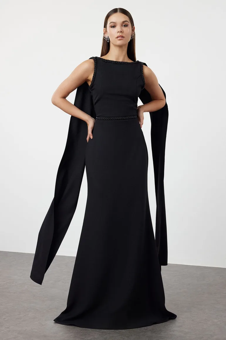 black fitted graduation dress Black Graduation Dresses: 12 Elegantly Chic Styles