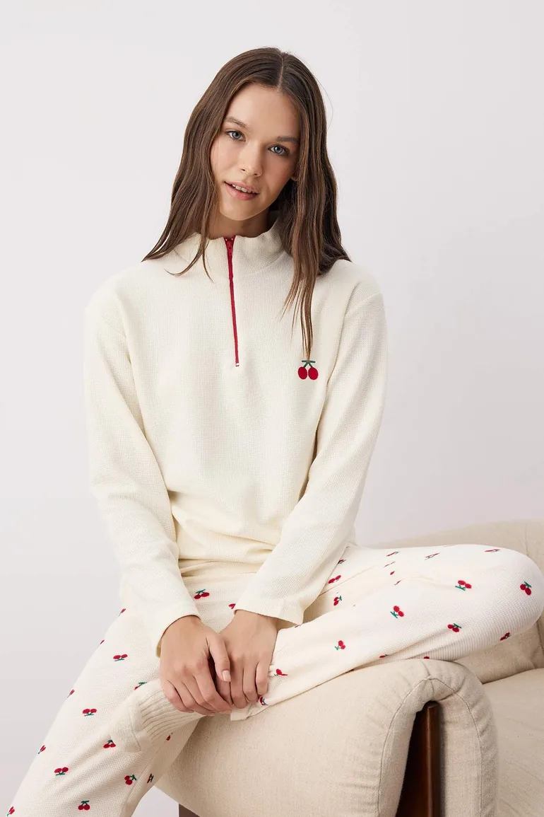 Ecru-Red Printed Zipper Waffle Knit Pajama Set - 1
