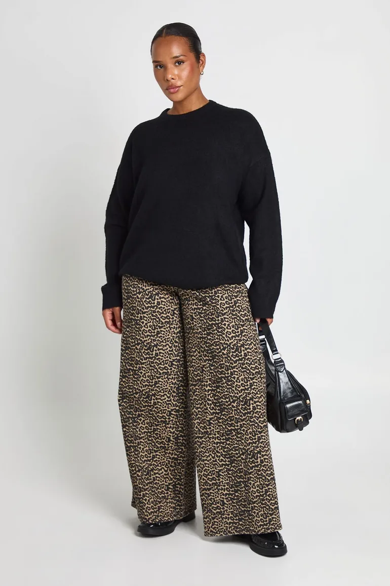Plus Knitted Crew Neck Jumper - black
