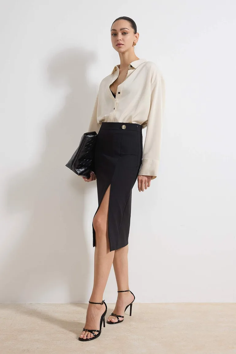 Black Fish Accessory Detailed Regular Waist Midi Scuba Crepe Knitted Skirt - 1