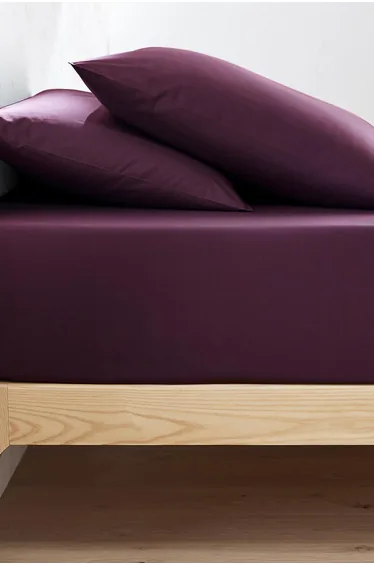 شرشف سرير قطن عضوي سادة بحواف مطاطية 