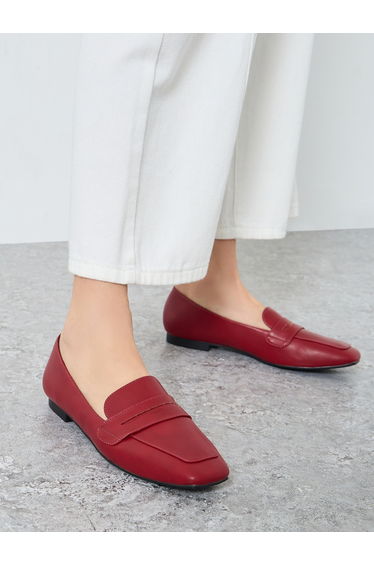 Levissa Square Toe Loafers