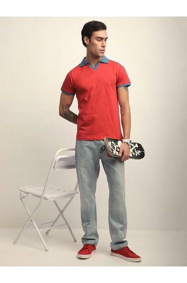 Men Solid Regular Fit Open Collar Polo