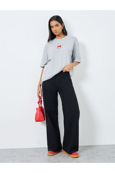 Embroidered Short Sleeve Oversized T-Shirt