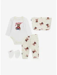 طقم جيس باللون الكريمي