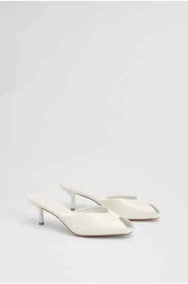 حذاء كعب عالي ميسباب باللون الكريمي