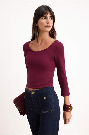 Burgundy Fitted/Bodycon Pool Neckline Three Quarter Sleeve Interlock Knitted Blouse
