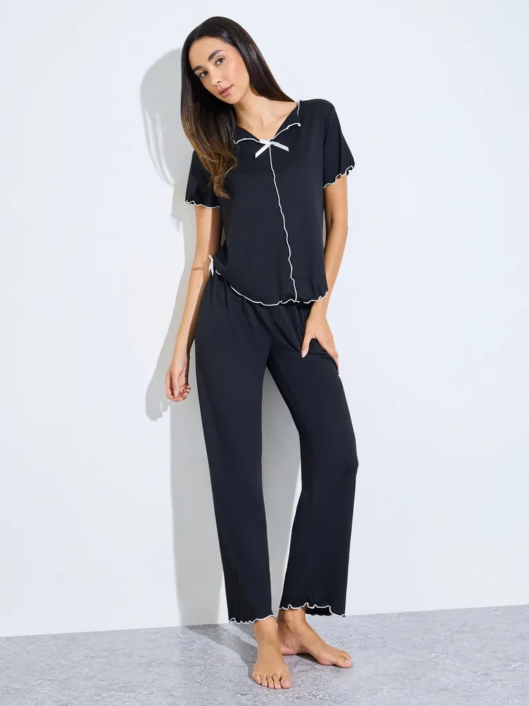 Black Solid Bow Detail Top and Pyjama Set