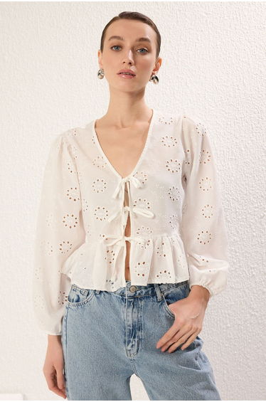 White Embroidery Fabric Binding Detailed Regular Regular Pattern Woven Shirt