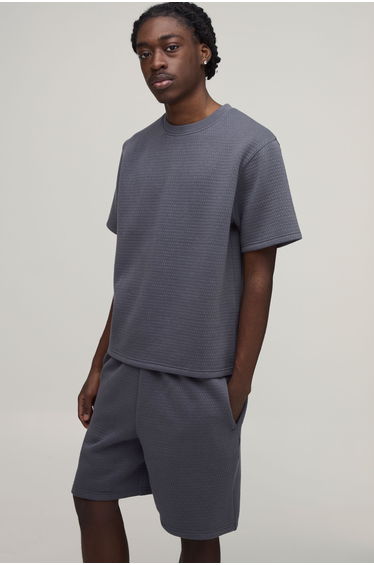 Boxy Micro Diamond Quilt T-Shirt & Baggy Shorts Set - charcoal
