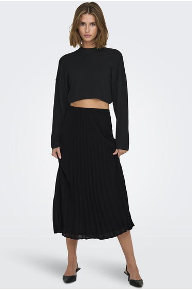 Plisse Black long skirt