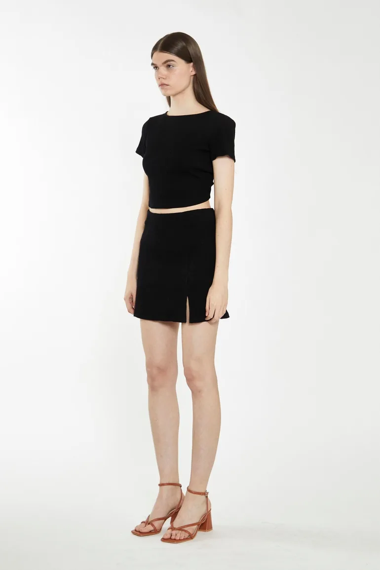 Black Rib Open-Back Crop Top - 2