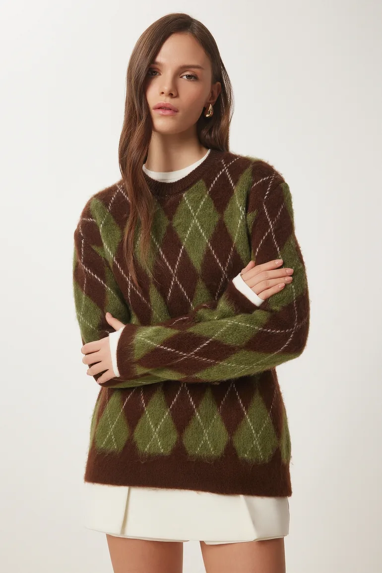 Baklava Patterned Soft Textured Knit Sweater