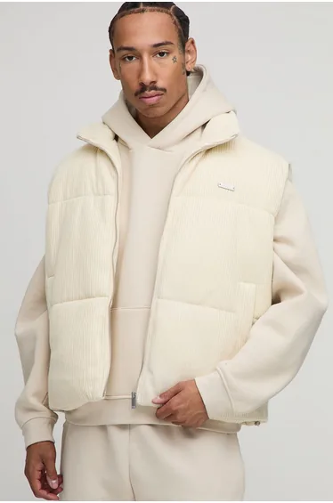 جيلية منفوخ محبوك بقصة عريضة بياقة عالية - بيج