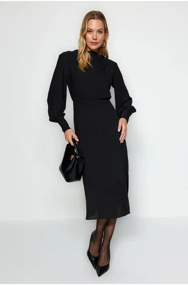 Black A-Line Midi Skater Dress with Long Sleeves