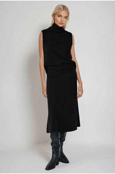 Women's Black Turtleneck Thessaloniki Knitted Sleeveless Blouse and Skirt Set