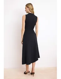 فستان ميدي محبوك مزموم بتصميم بشكل A بلا أكمام - أسود - 3