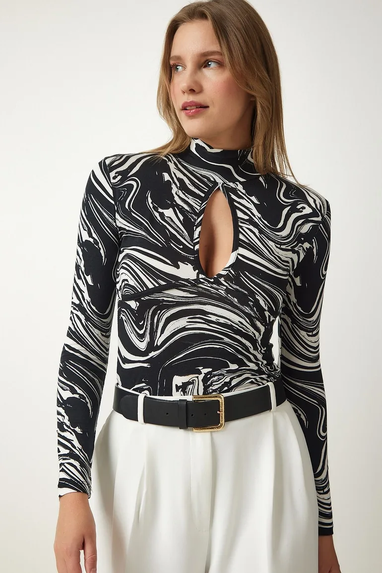 Women's Black Cut Out Detailed Patterned Knitted Blouse