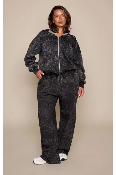 هودي بسحاب بتطريز لون أسود - للمقاسات الممتلئة