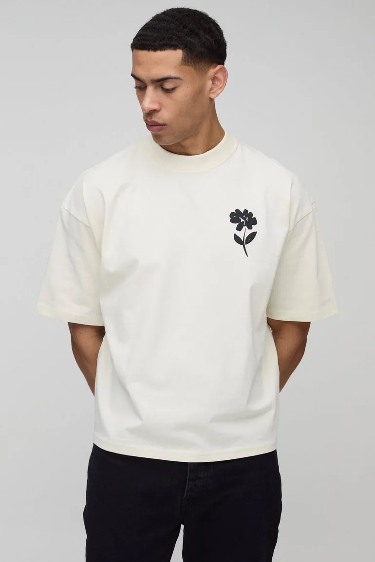 تيشيرت بتصميم واسع عريض بطبعة أزهار - بيج 